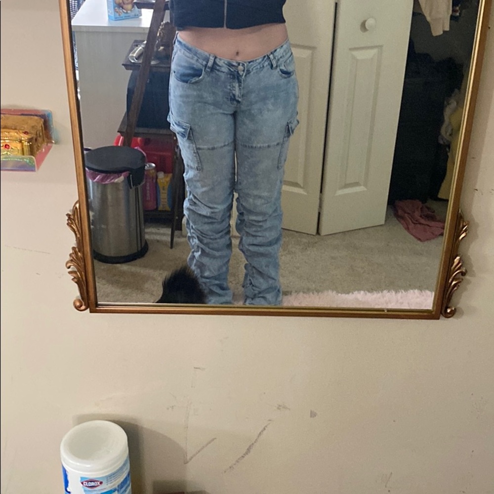 Light wash blue cargo jeans